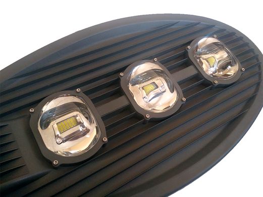 Вуличний консольний LED світильник 150Вт з лінзою 6000-6500K COB серія ECO